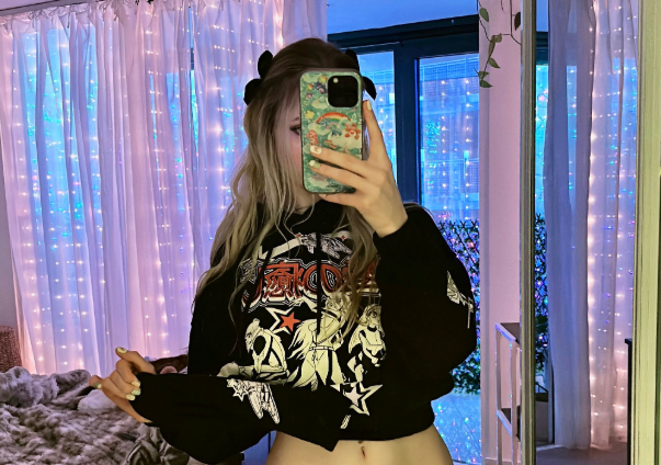 Luna Bunny, a cute British OnlyFans girl